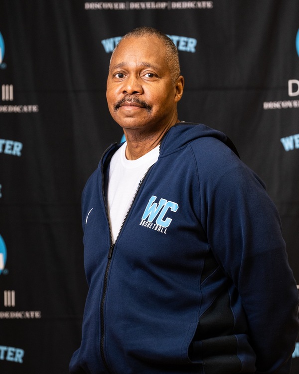 Associate Head Coach Cliffton Cooper
